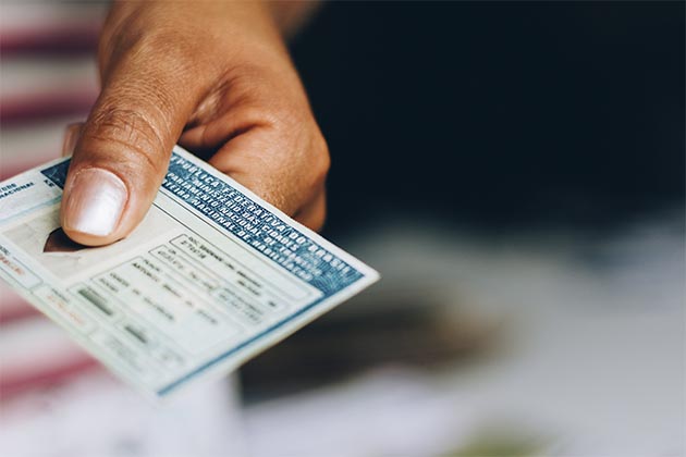 Vemos a nova CNH. Conheça as novas leis de trânsito!