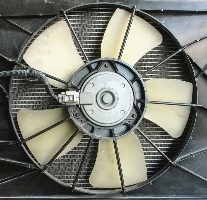 radiador faz parte do sistema de arrefecimento