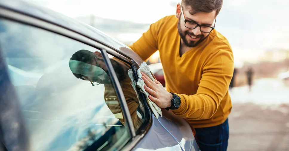 Você sabe qual é a importância de cuidar do carro parado? Descubra neste artigo!